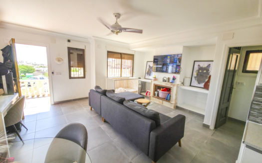 Villa in Villamartin – EE13535
