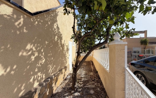 Dom w Torrevieja – EE13597