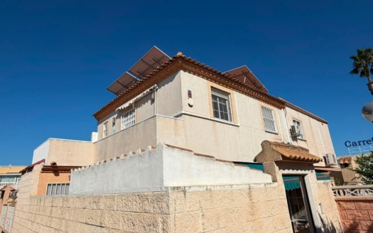 Kvadratbolig i Torrevieja – EE13150