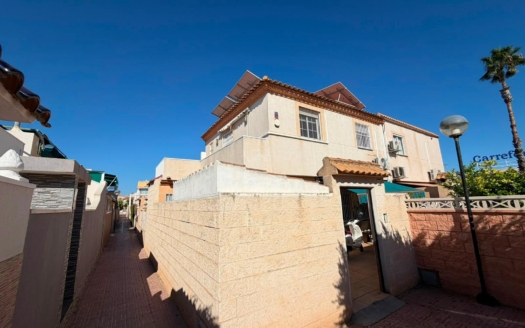 Kvadratbolig i Torrevieja – EE13150