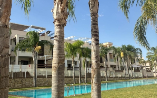 Apartamento en Torrevieja – EE13590