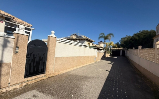 Villa in Orihuela Costa – EE13584