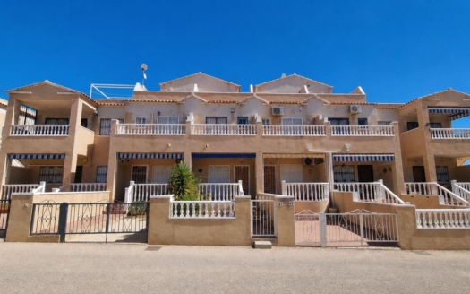 Dwupoziomowy w Orihuela Costa – EE13608