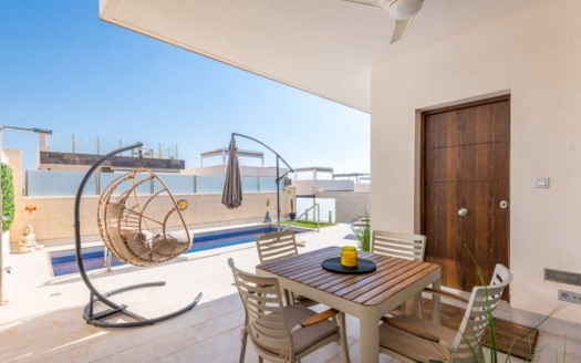 Villa en Orihuela Costa – EE13153