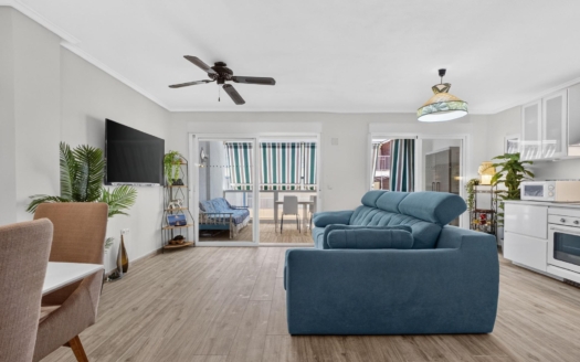 Apartamento en Torrevieja – EE13591