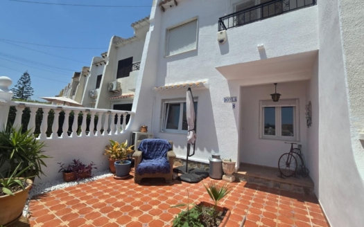 Radhus i Torrevieja – EE13211