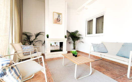 Radhus i Playa Flamenca – EE13545