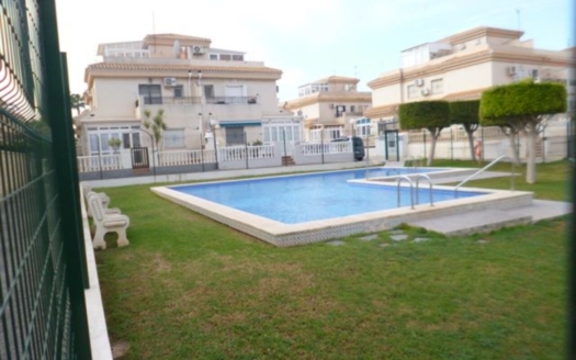 Villa à Playa Flamenca – EE10778