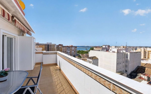 Wohnung in Torrevieja – EE12340