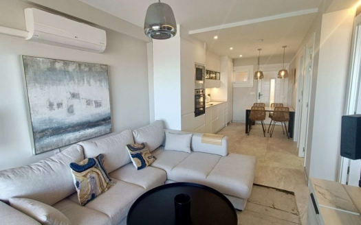 Appartement à Torrevieja – EE13509