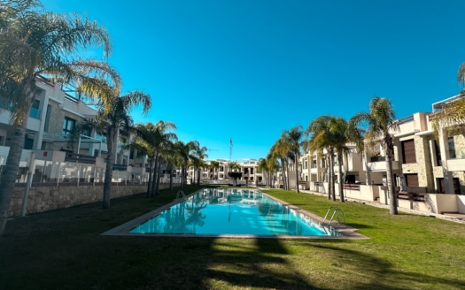 Apartment in Torrevieja – EE11802