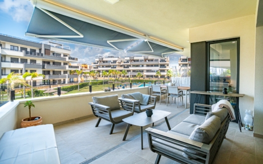 Apartment in Torrevieja – EE13568