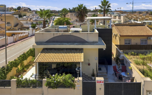 One level villa in Ciudad Quesada – EE14013