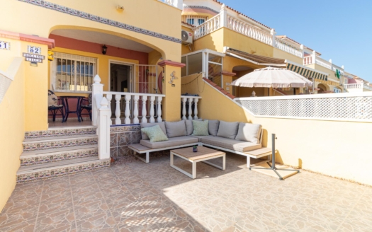 Reihenhaus in Orihuela Costa – EE13662
