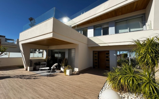 Villa in Orihuela Costa – EE13619