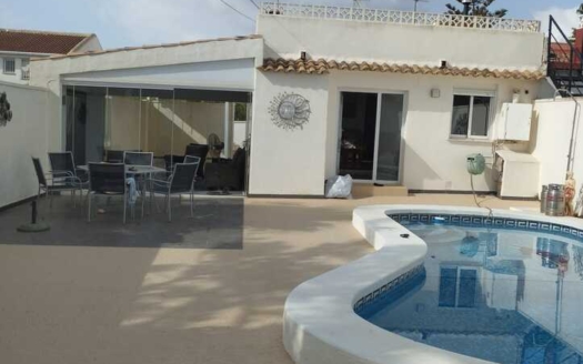 Villa in Cabo Roig – EE13630