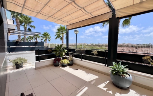 Town House in Cabo Roig – EE13895