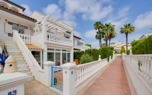 Apartment in Orihuela Costa – EE12568