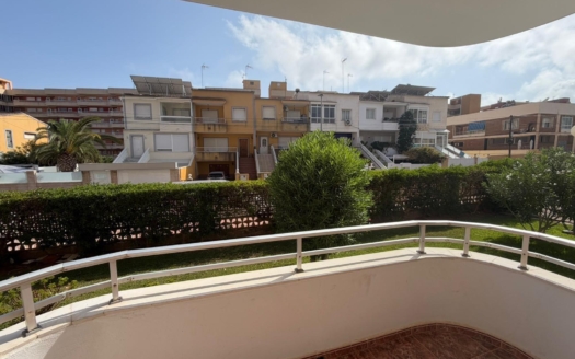 Appartement à Torrevieja – EE13752