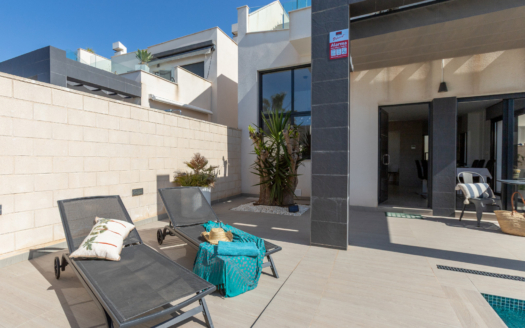 Villa in Ciudad Quesada – EE12386