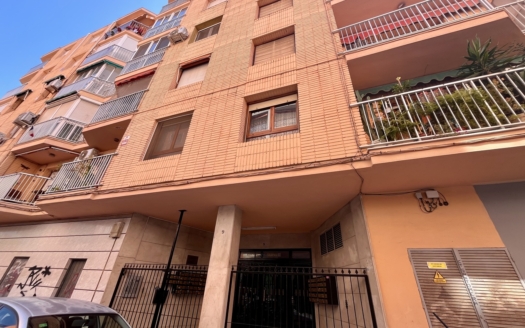 Apartamento en Torrevieja – EE8895
