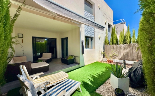 Appartement à Villamartin – EE13989
