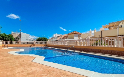 Town House in Orihuela Costa – EE13983