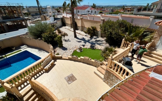 Villa i Ciudad Quesada – EE13758