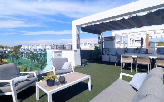 Toppleilighet i El Raso – EE13919