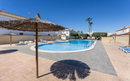 Apartment in Torrevieja – EE13922