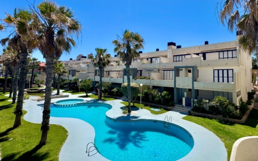 Leilighet i Torrevieja – EE12387