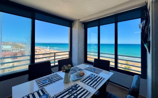 Leilighet i Torrevieja – EE12387