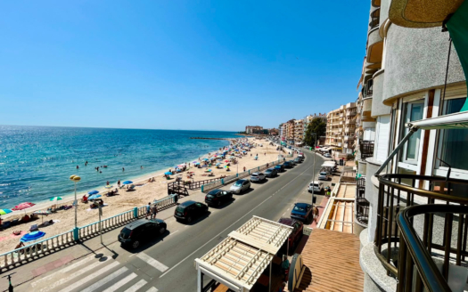 Apartment in Torrevieja – EE13873
