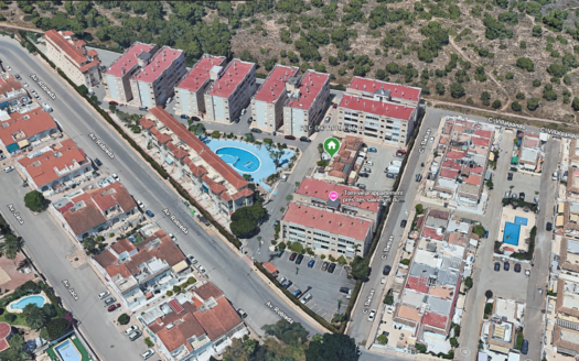 Casa adosada en Torrevieja – EE13887