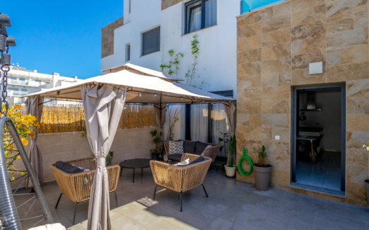 Villa in Villamartin – EE12530