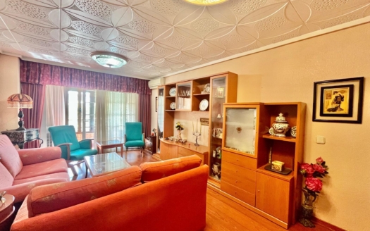 Apartamento en Torrevieja – EE12979