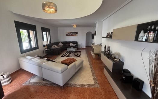 Villa i Ciudad Quesada – EE13910