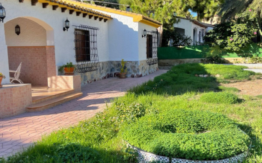 Town House in Orihuela Costa – EE13874