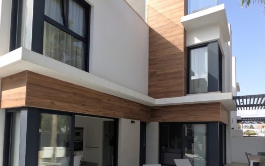 Villa in Santiago de la Ribera – EE13645