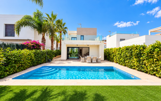 Villa in Ciudad Quesada – EE13918