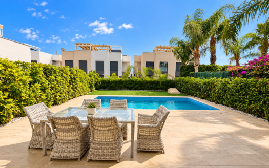 Villa in Ciudad Quesada – EE13918