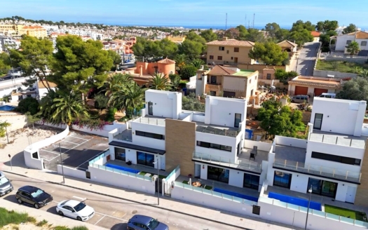 Villa en Villamartín – EE12930