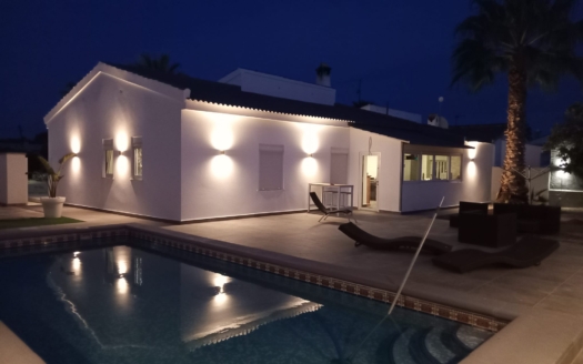 Villa i Cabo Roig – EE13911
