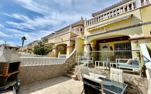 Town House in Cabo Roig – EE13917
