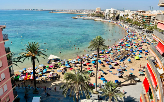 Apartment in Torrevieja – EE13743