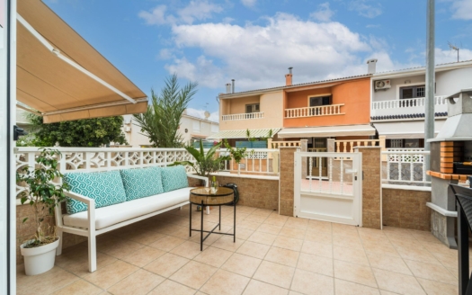 Duplex i Torrevieja – EE13906