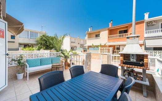 Duplex i Torrevieja – EE13906