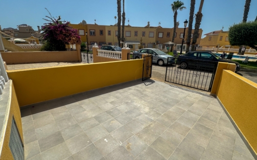 Casa adosada en Orihuela Costa – EE13201
