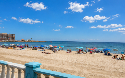 Apartament w Torrevieja – EE13641