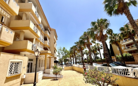 Apartamento en Cabo Roig – EE12999